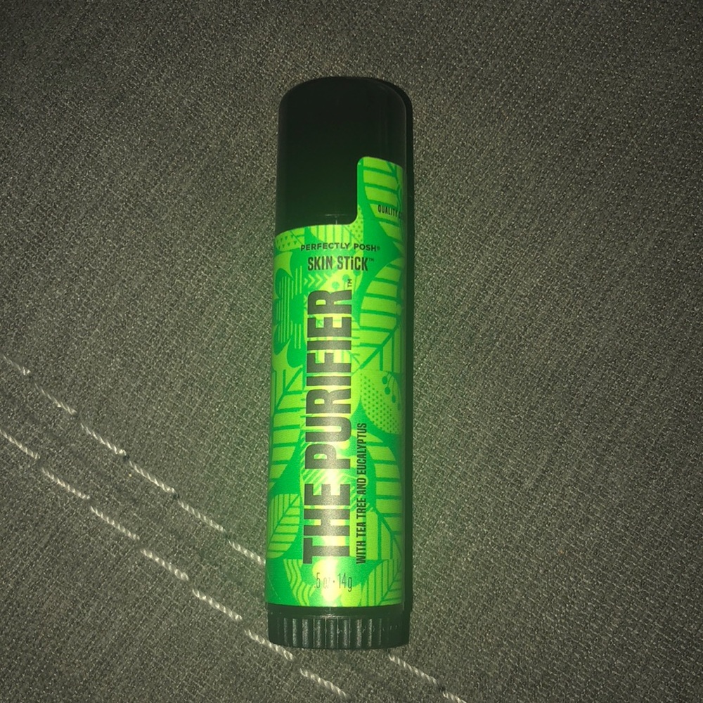 Perfectly Posh the Purifier skin stick tea tree